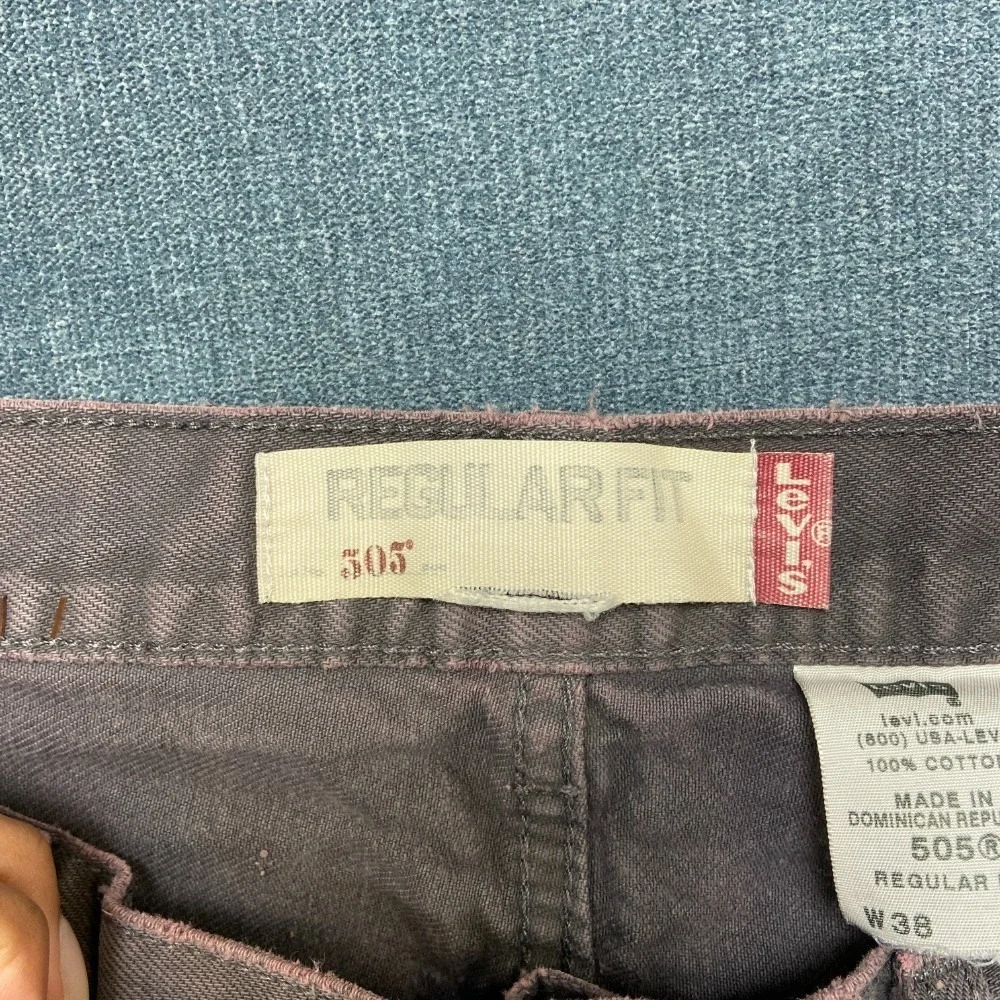 Levi's 505 Jeans Mens 38x30 Gray Denim Cotton Mid Rise Relaxed Fit Straight Leg